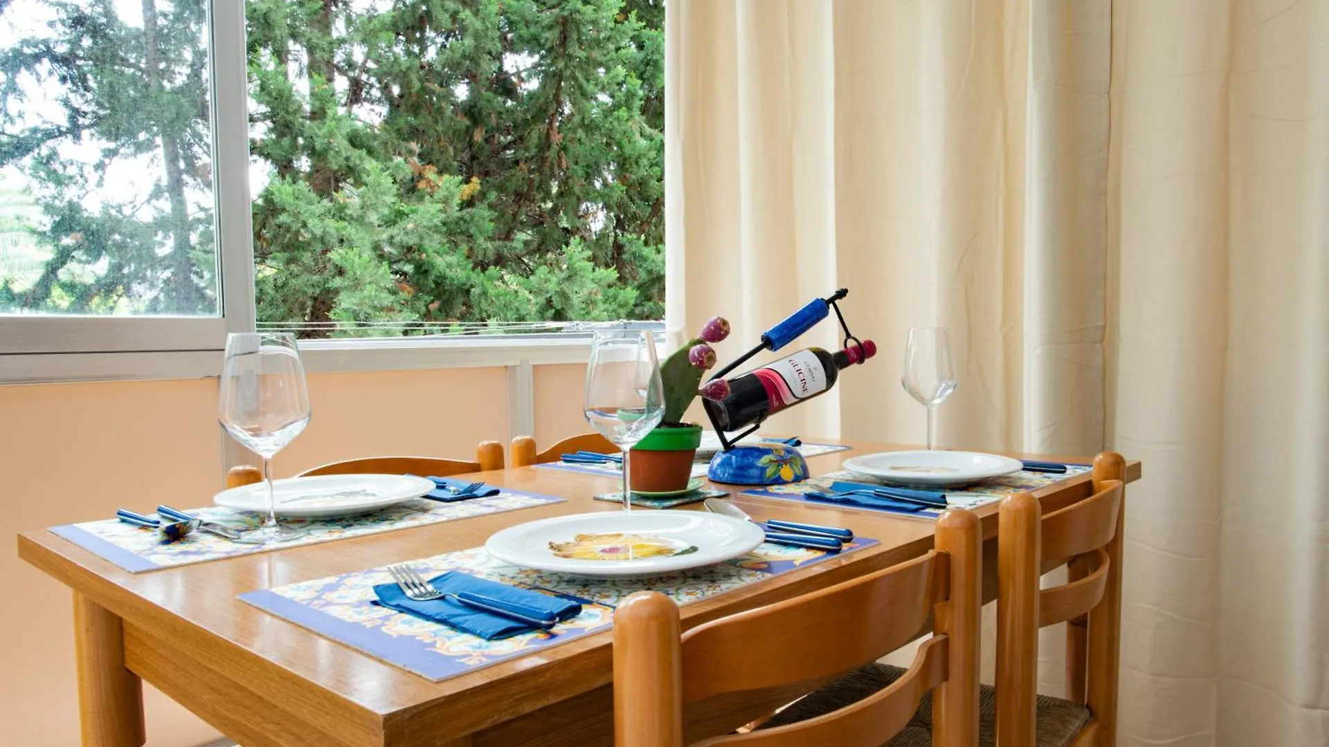 Gardenia Home Palermo Apartment